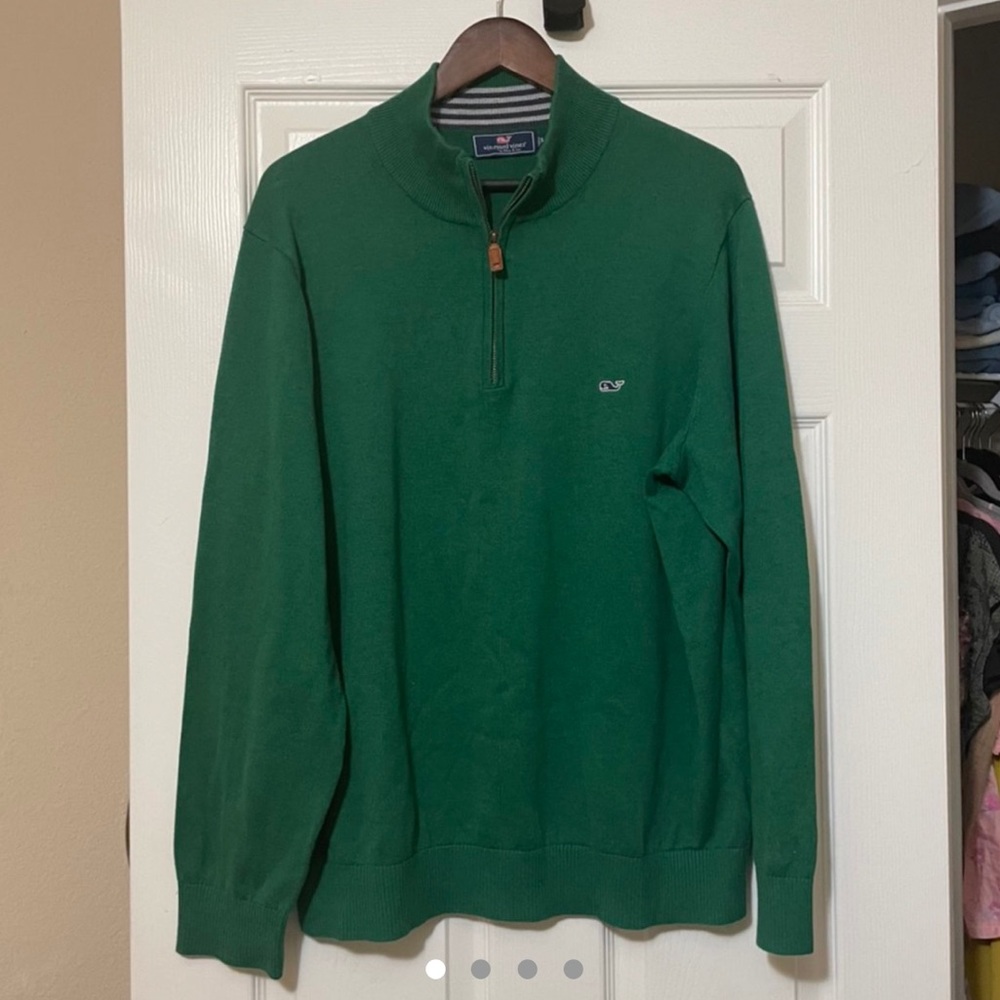 Green Vineyard Vines sweater